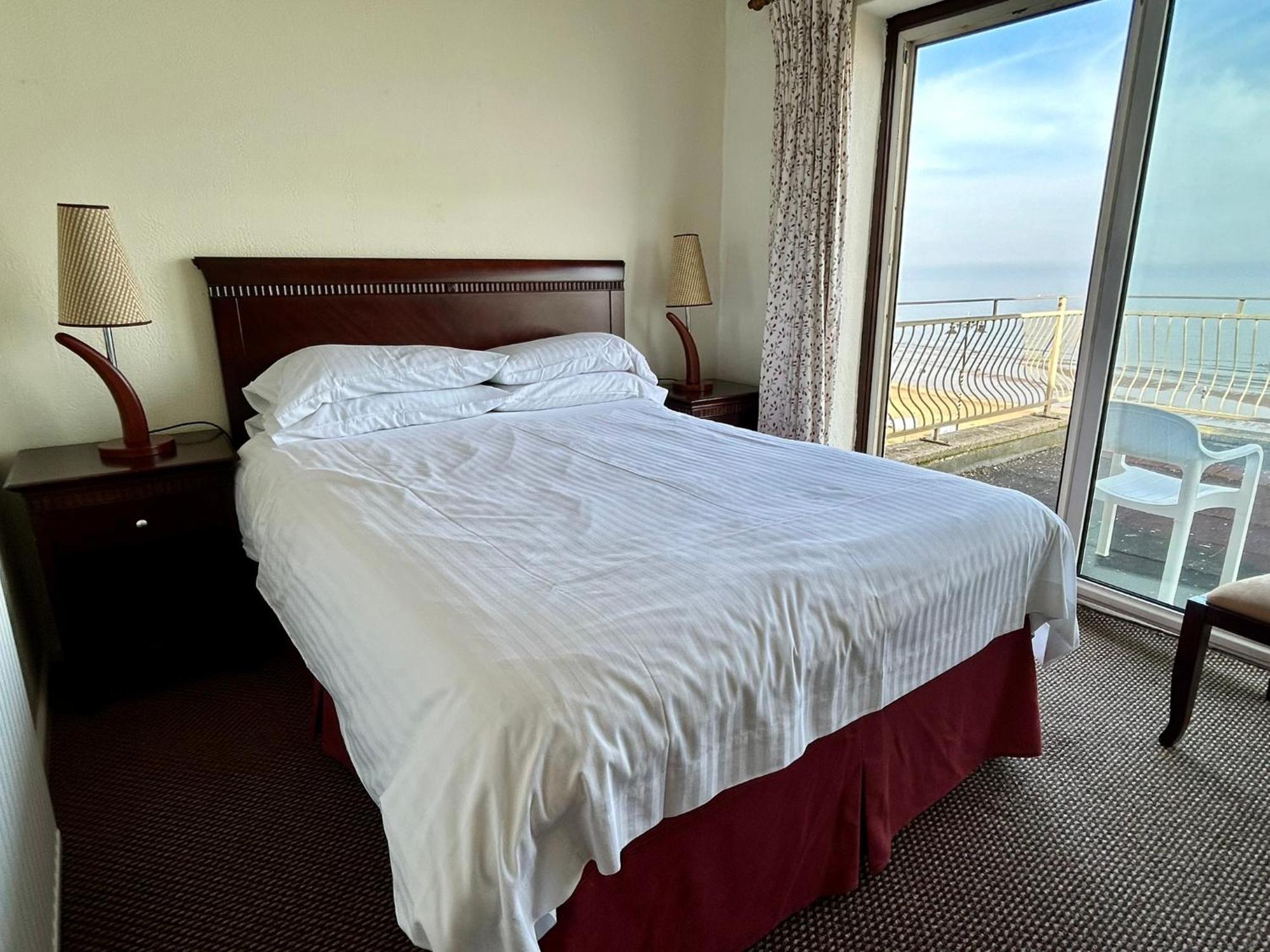 Bay View - Seafront, Sandown - Free Car Ferry For Bookings Of 3 Or More Nights, Subject To Availability Экстерьер фото
